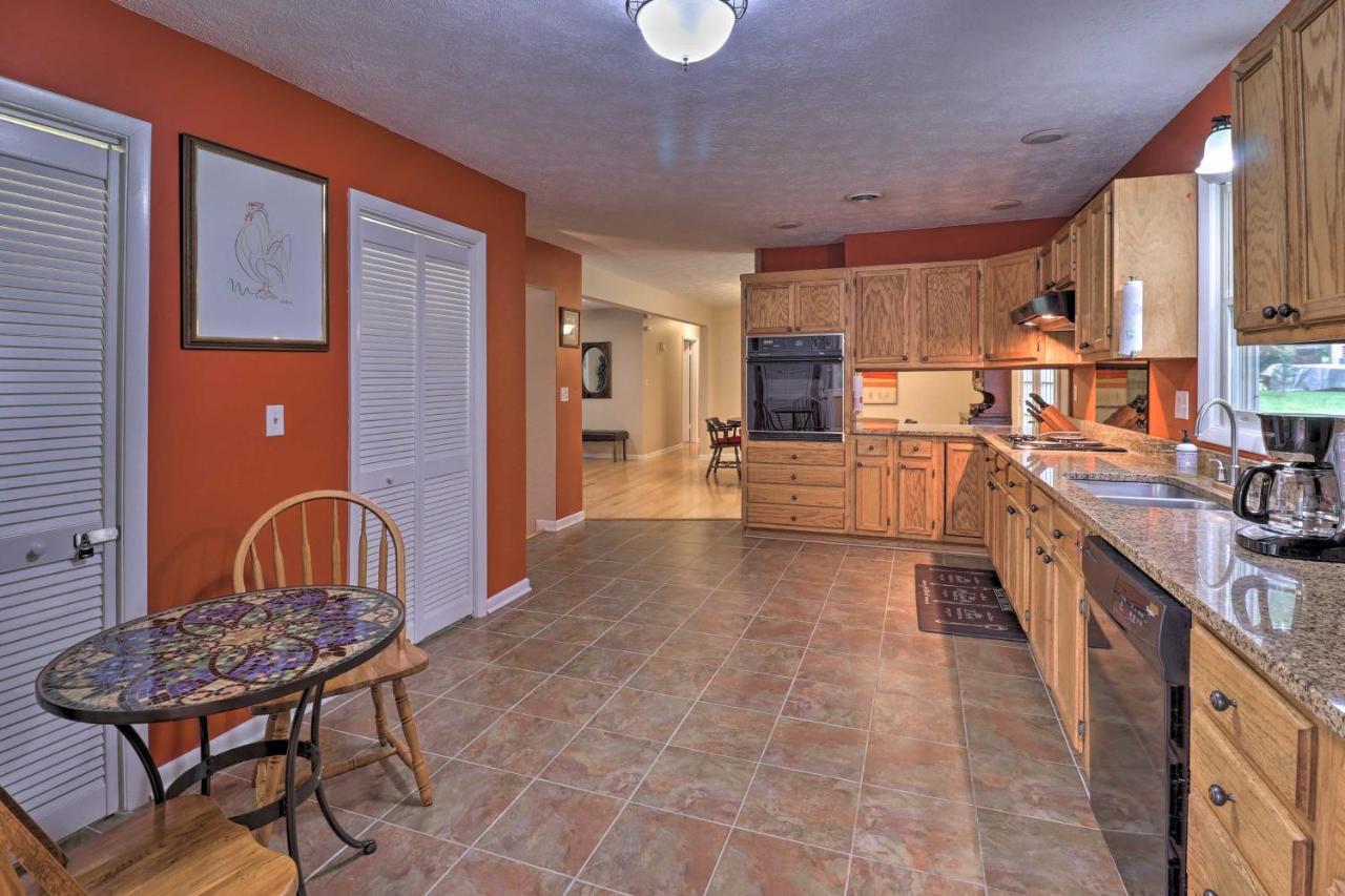 Hendersonville Home With Fire Pit 5 Mi To Downtown! Exterior foto